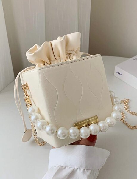 Sac à main perlé