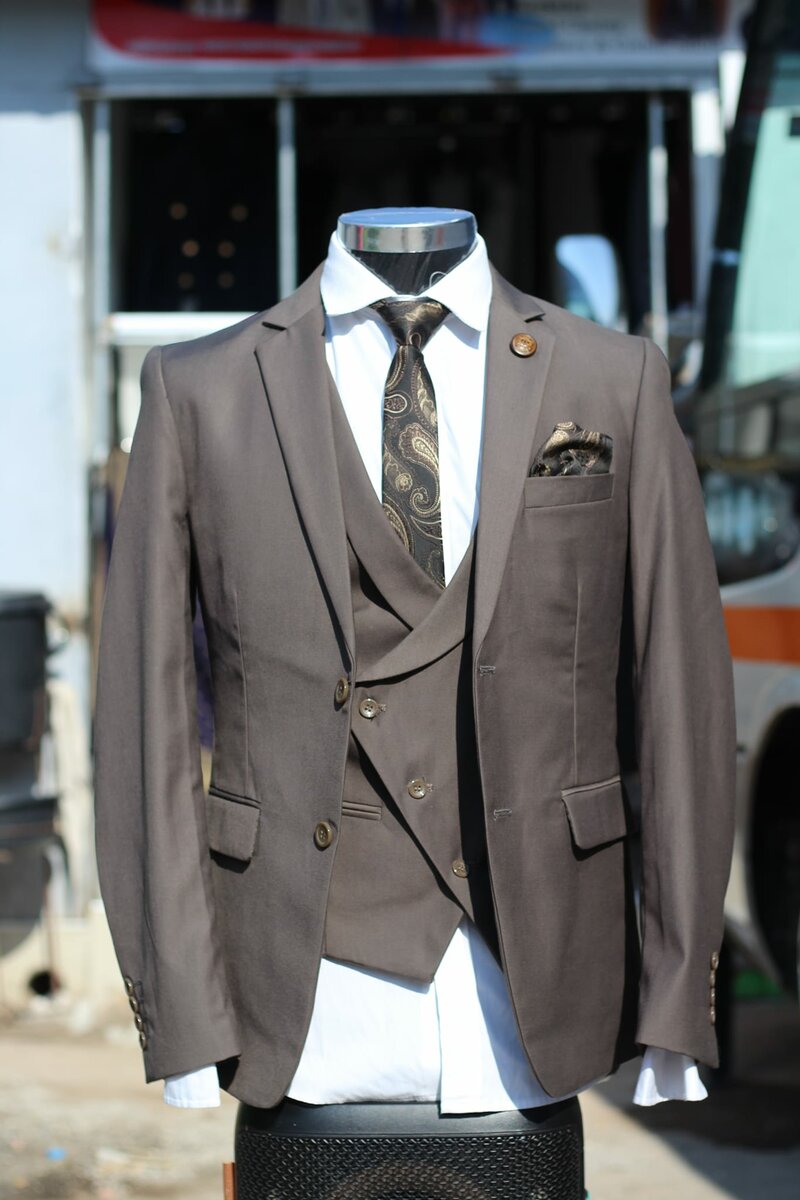 Suit