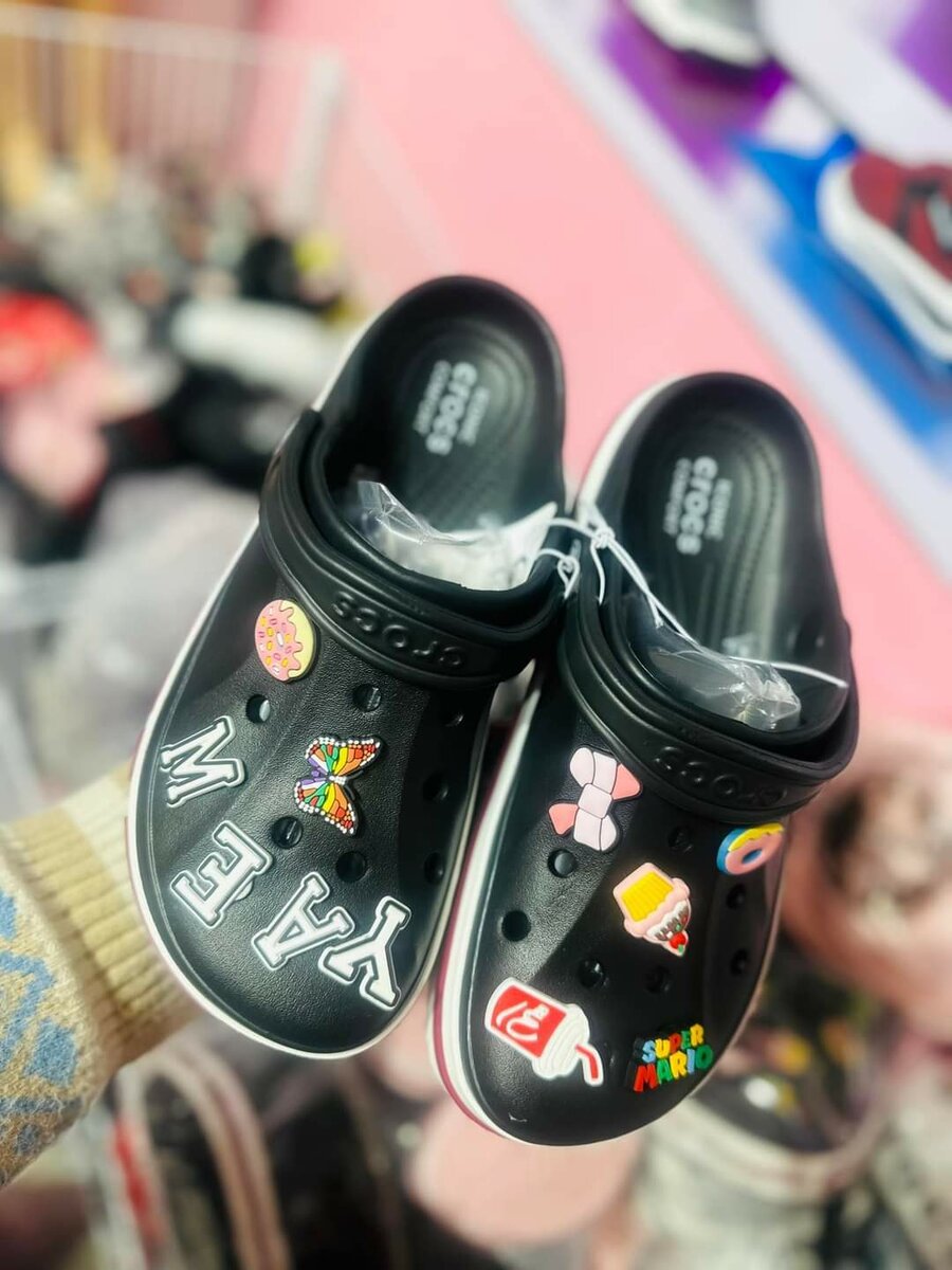 Crocs