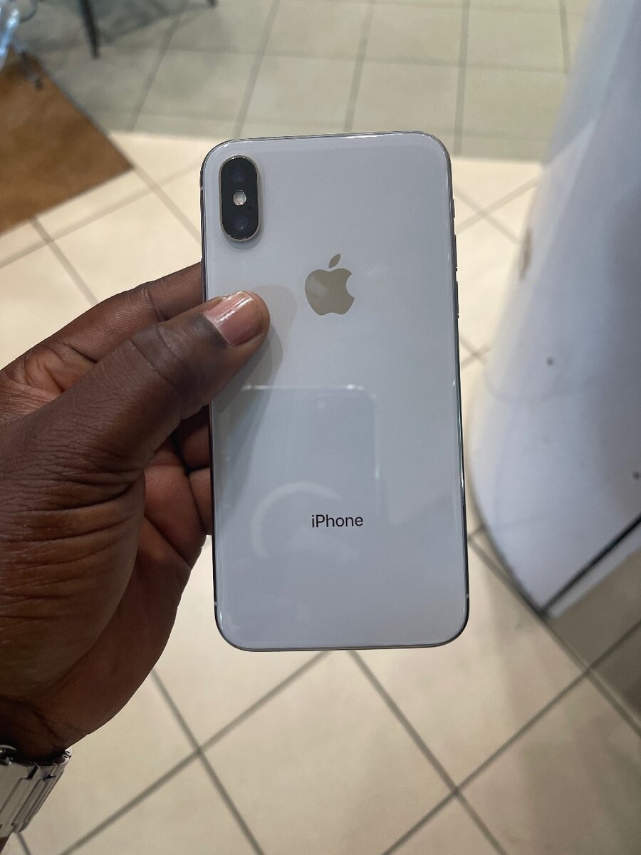 iPhone X 64GB Argent
