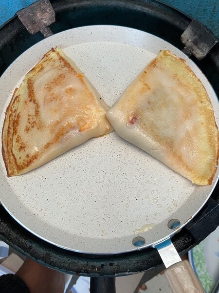 5crêpes salées(fromage,jambo)