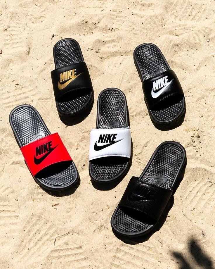 Claquettes Nike confortables