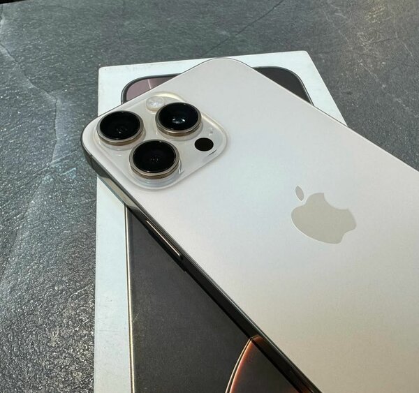 IPhone 16 Pro Max