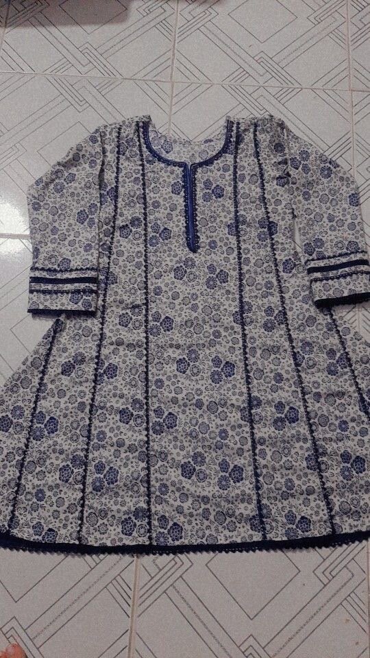 Straight dress