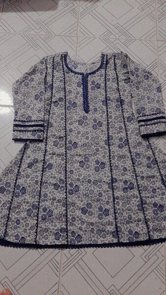 Straight dress