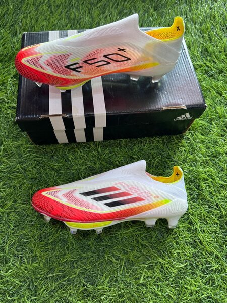 Crampon de football