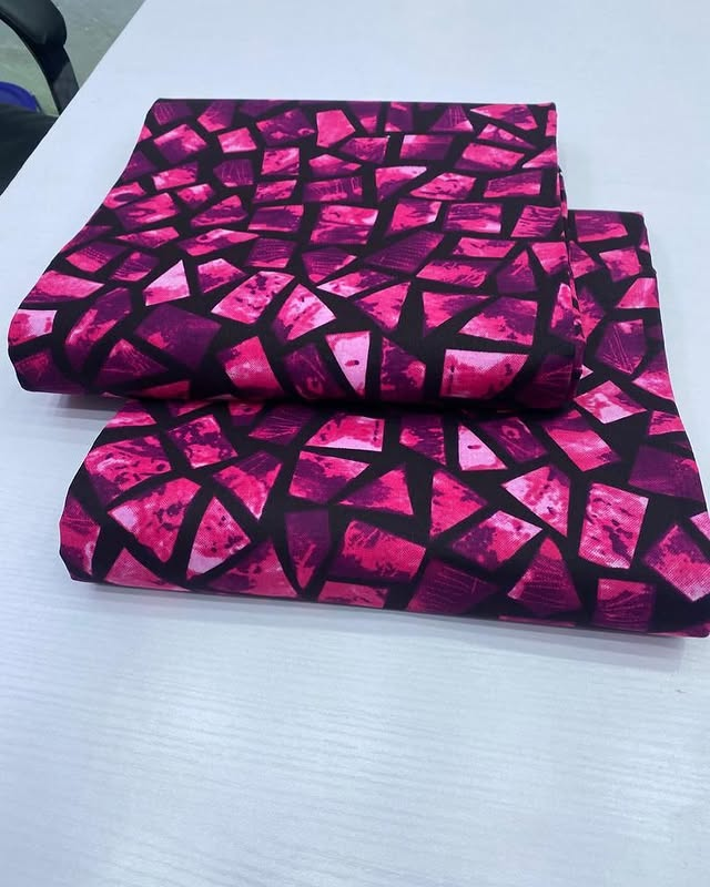 Tissu rose