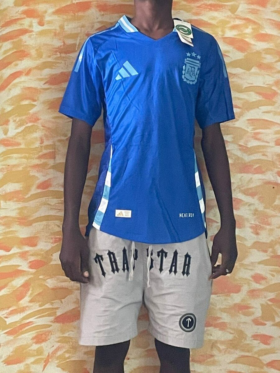 Maillots de football tendance
