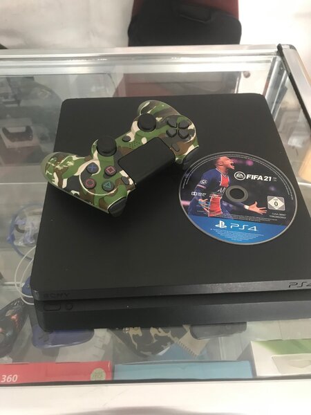 PS4 slim