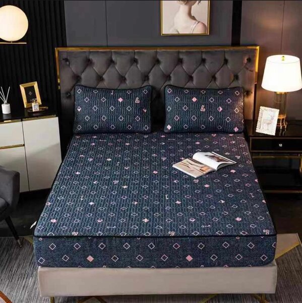 Queen Size Waterproof Mattress Covers