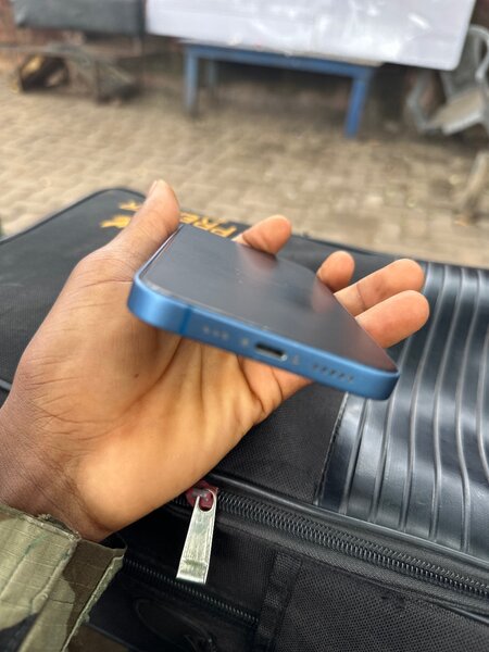 iPhone 13