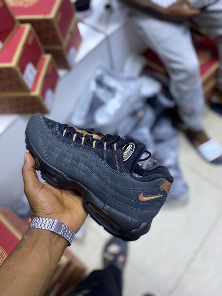 Airmax SYNA 95
