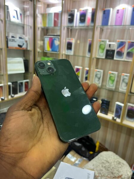 iPhone 13