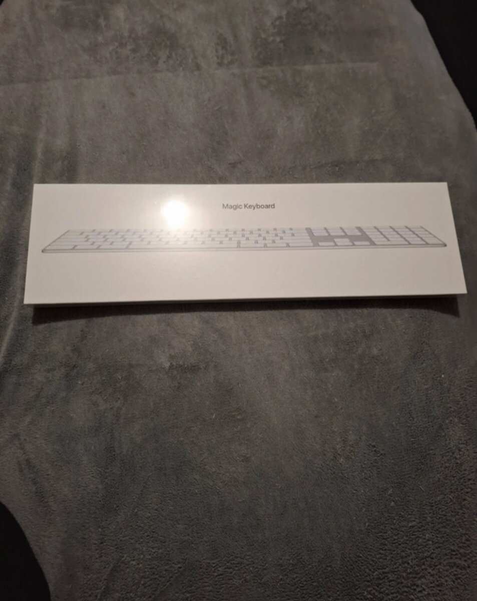 Apple Magic Keyboard w Numeric
