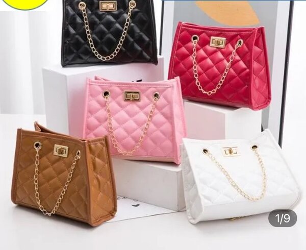 Shoulder bags