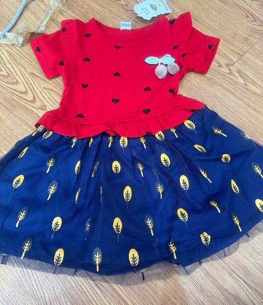 Girls dress