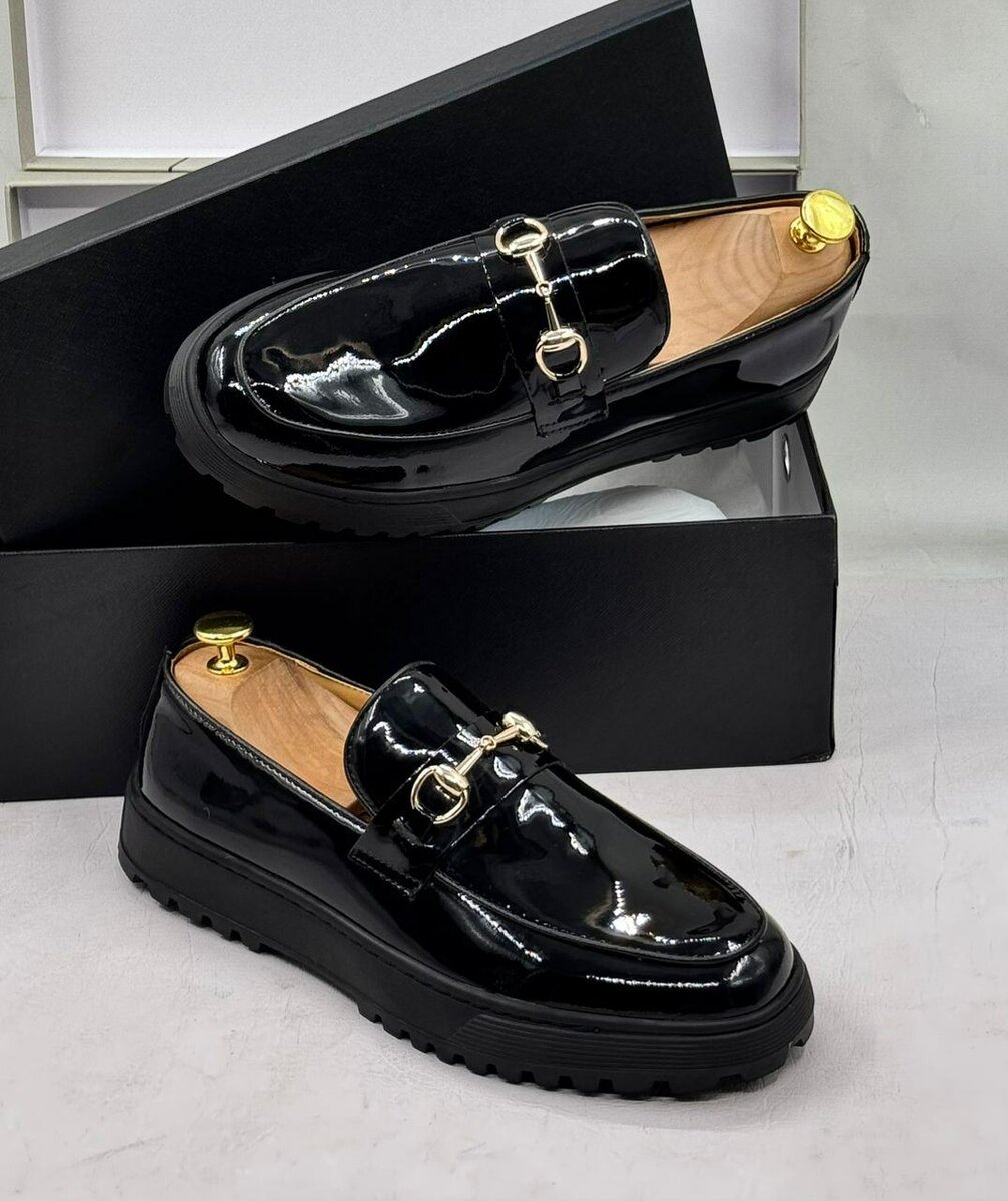 Men shoes