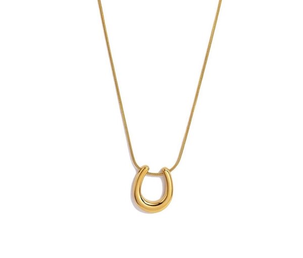 U - shaped necklace