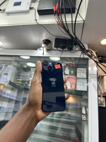 iPhone 14 simple