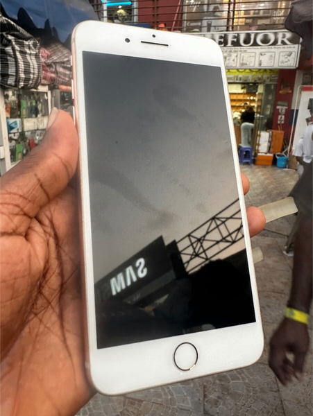 iPhone 8+ (8plus)