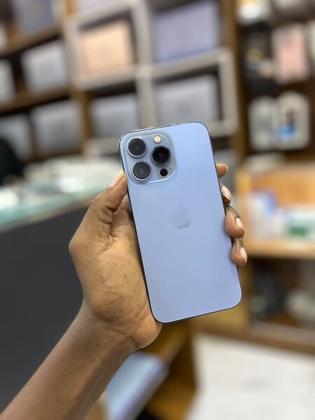 iPhone 13pro 256gig