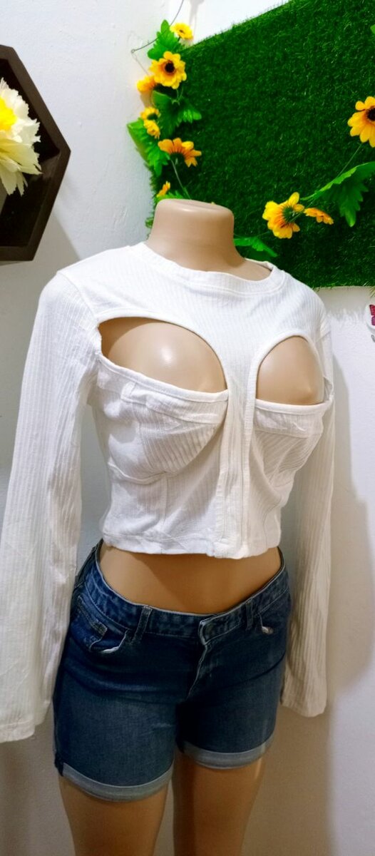 Crop tops
