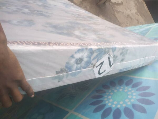 Matelas une place