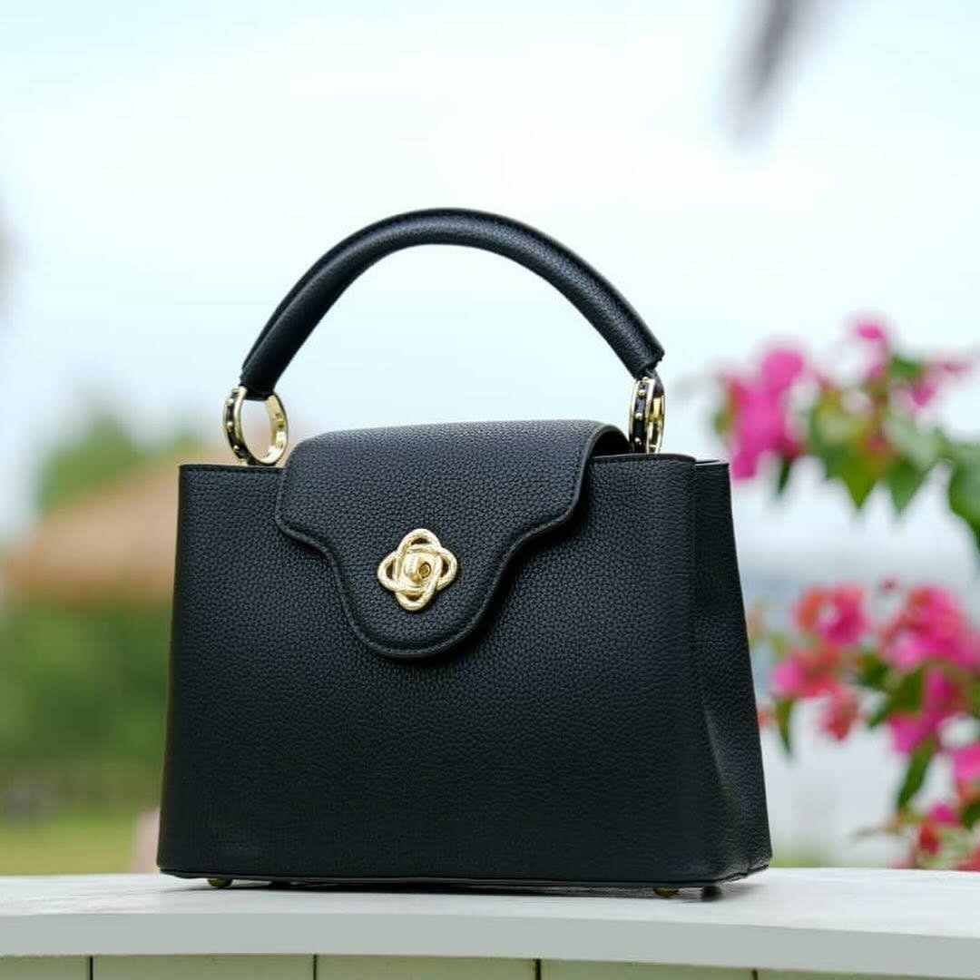 Ladies bag