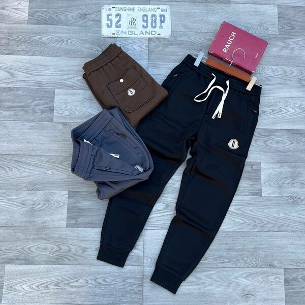 SWEAT PANTS