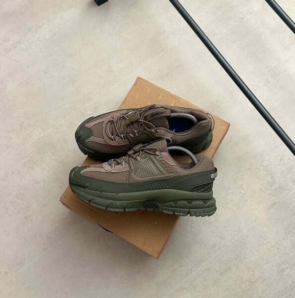 NIKE CLASSIC