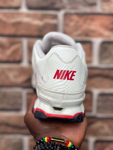 Nike SHOX