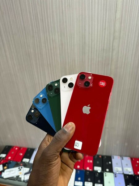 iPhone 13