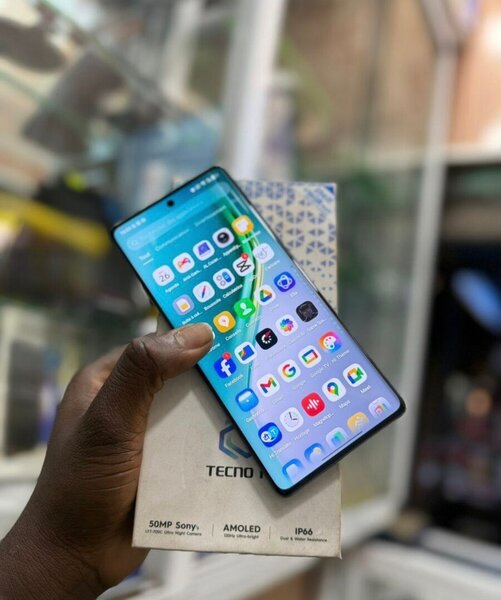 TECNO 40 pro 256gb