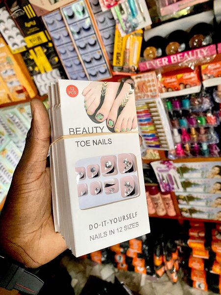 Faux ongles