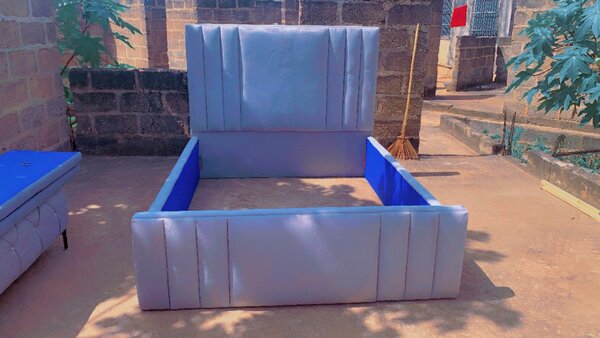 Double bed frame