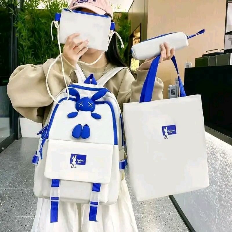 Ensemble scolaire 4 pièces élégant