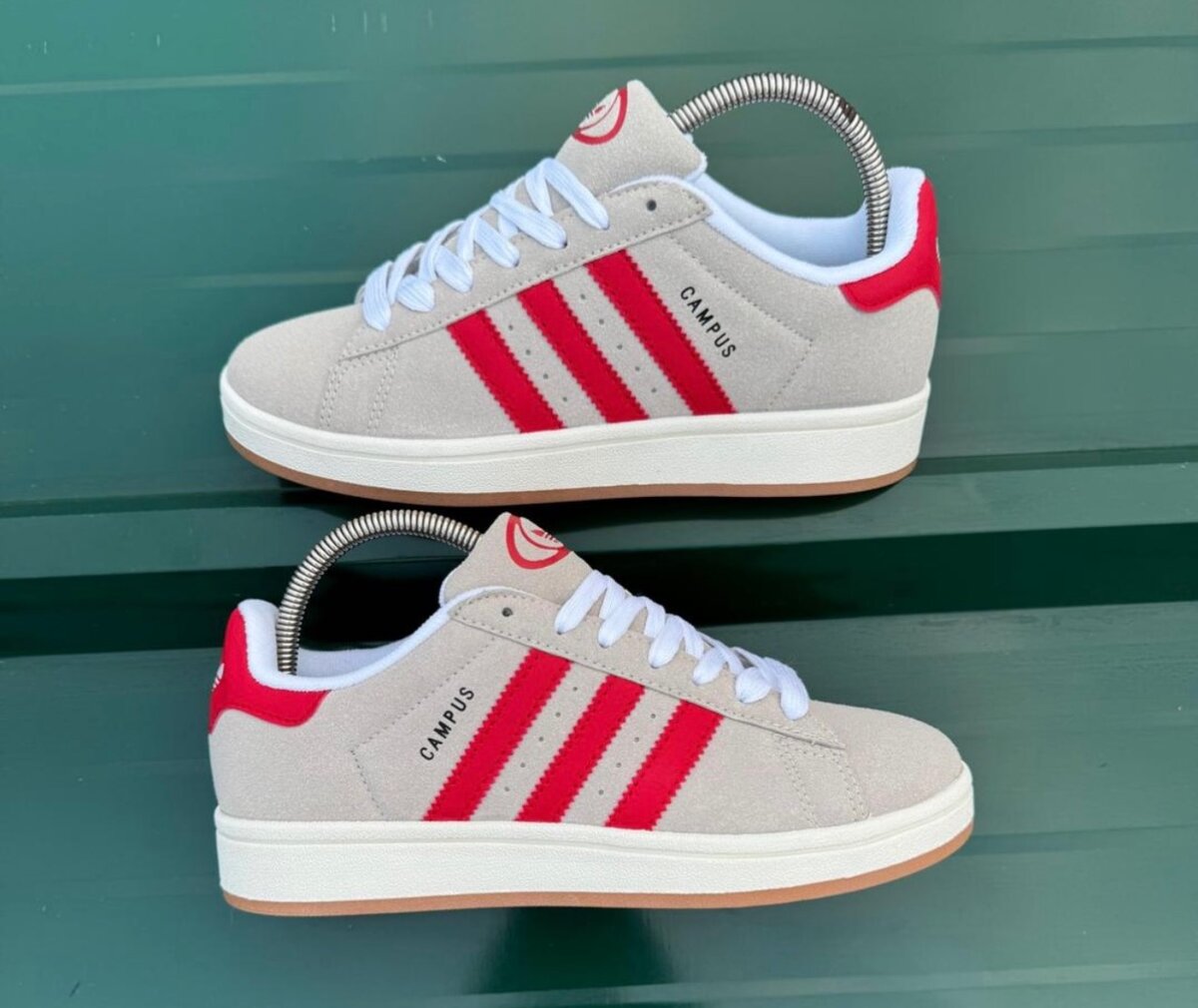 Adidas campus