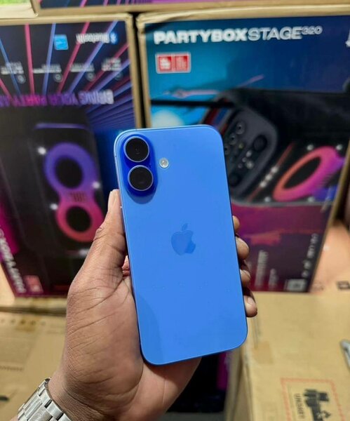 iPhone 16