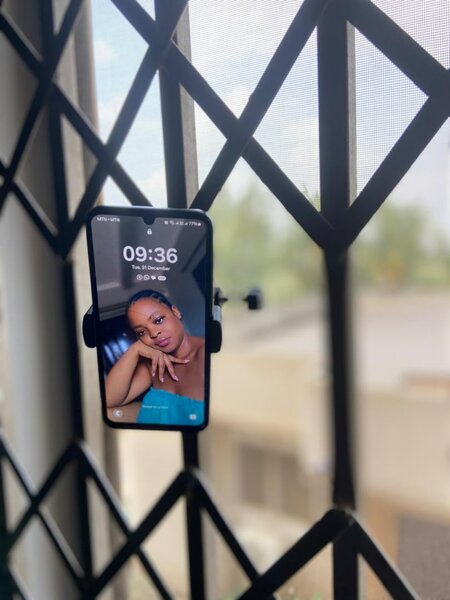 Phone clamp