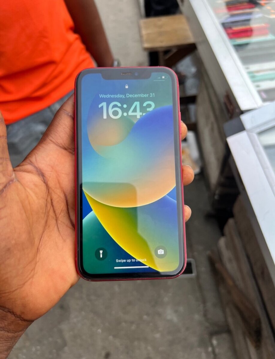 iPhone 11 64gig