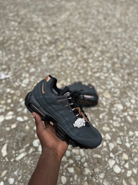 Airmax SYNA 95