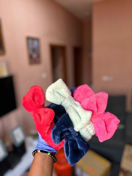 Hair bow