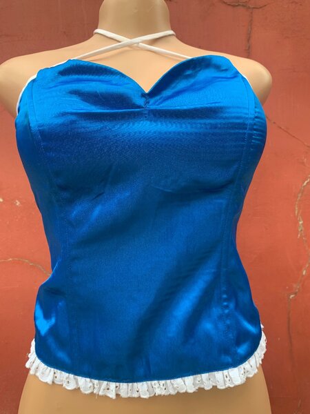 Top Bleu Satiné Élégant