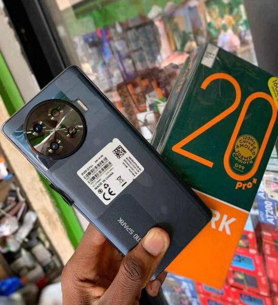 Smartphone SPARK 20 Pro+