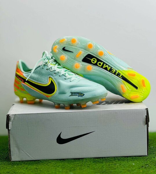 Nike boots