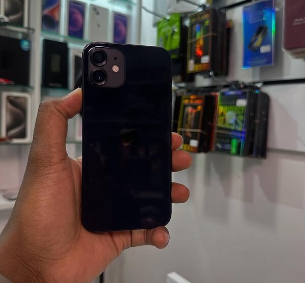 iPhone 12