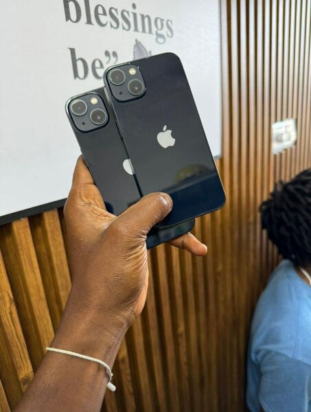 iPhone 13