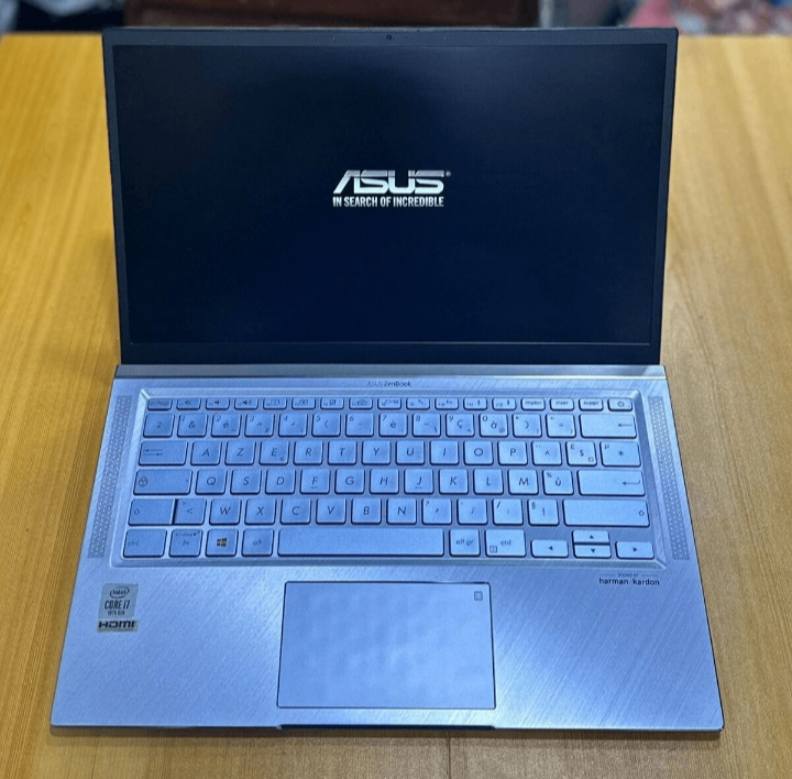 ASUS Ultrabook Léger et Puissant