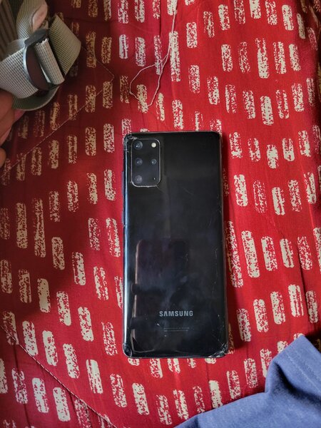 Samsung S20+