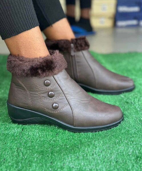 Winter boots